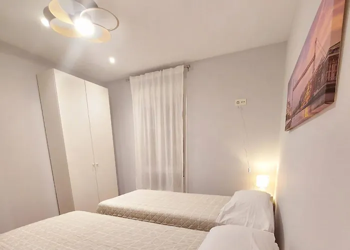 ホームステイ En Con Zonas Comunes Compartida Hp ビルバオ